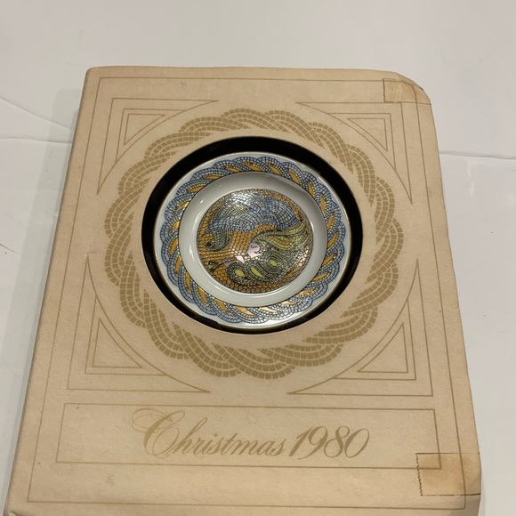 Franklin Porcelain the 1980 miniature christmas plate. - Picture 5 of 6